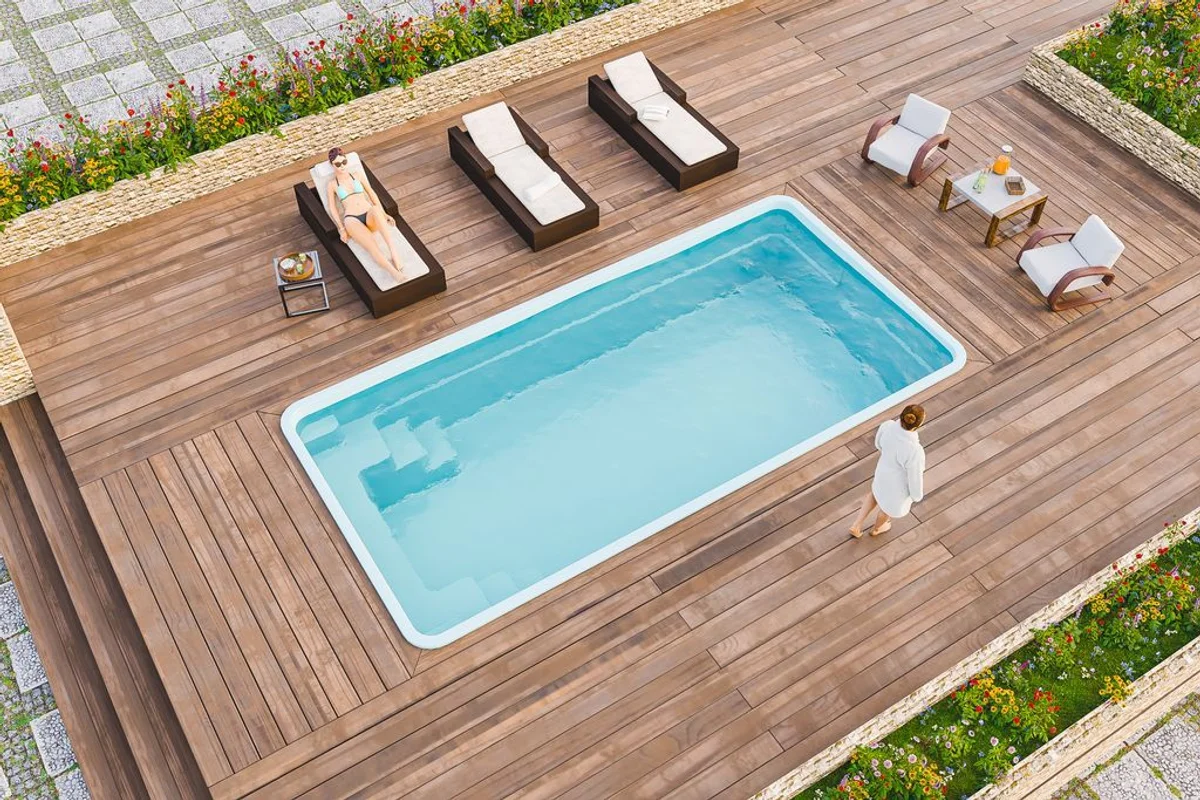 Композитный бассейн Эри 600