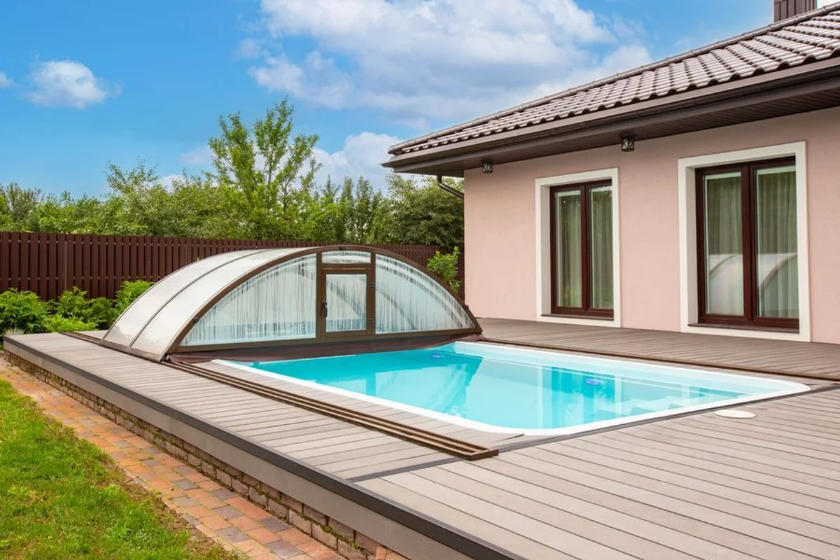 Композитный бассейн Эри 600