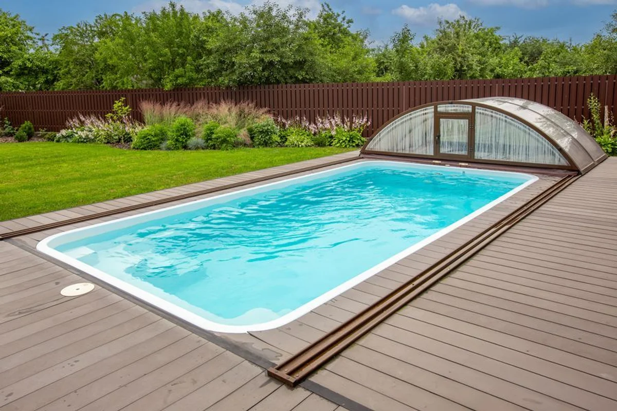 Композитный бассейн Эри 600